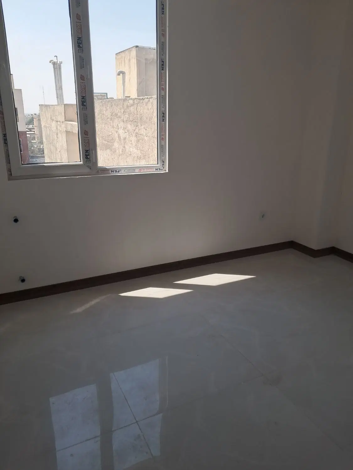 آپارتمان ۶۲ متری کلید نخورده چیتگر شمالی