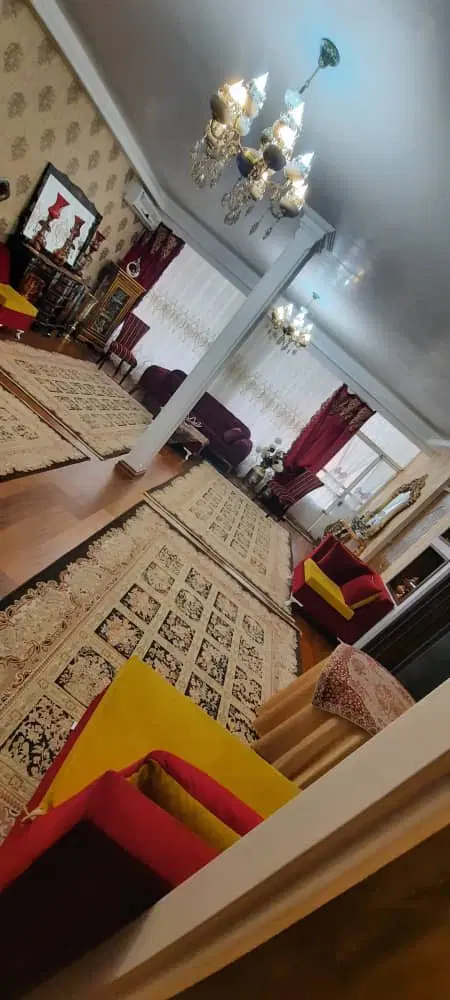 خانه ویلایی دو طبقه با ۳۰۰ متر زیربنا