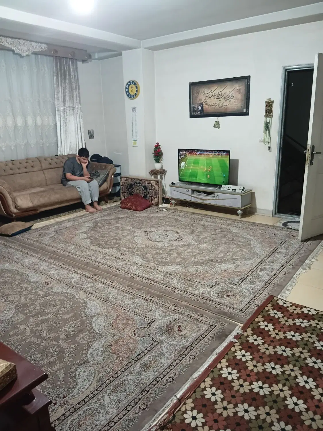 فروش واحد مسکونی درکرج کمالشهر