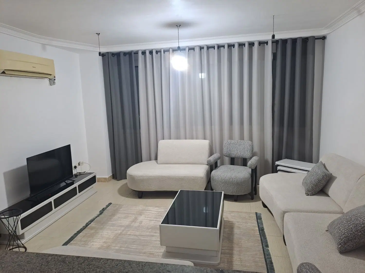 اجاره روزانه یک خواب ۵۰ متری گلشهر جنوبی
