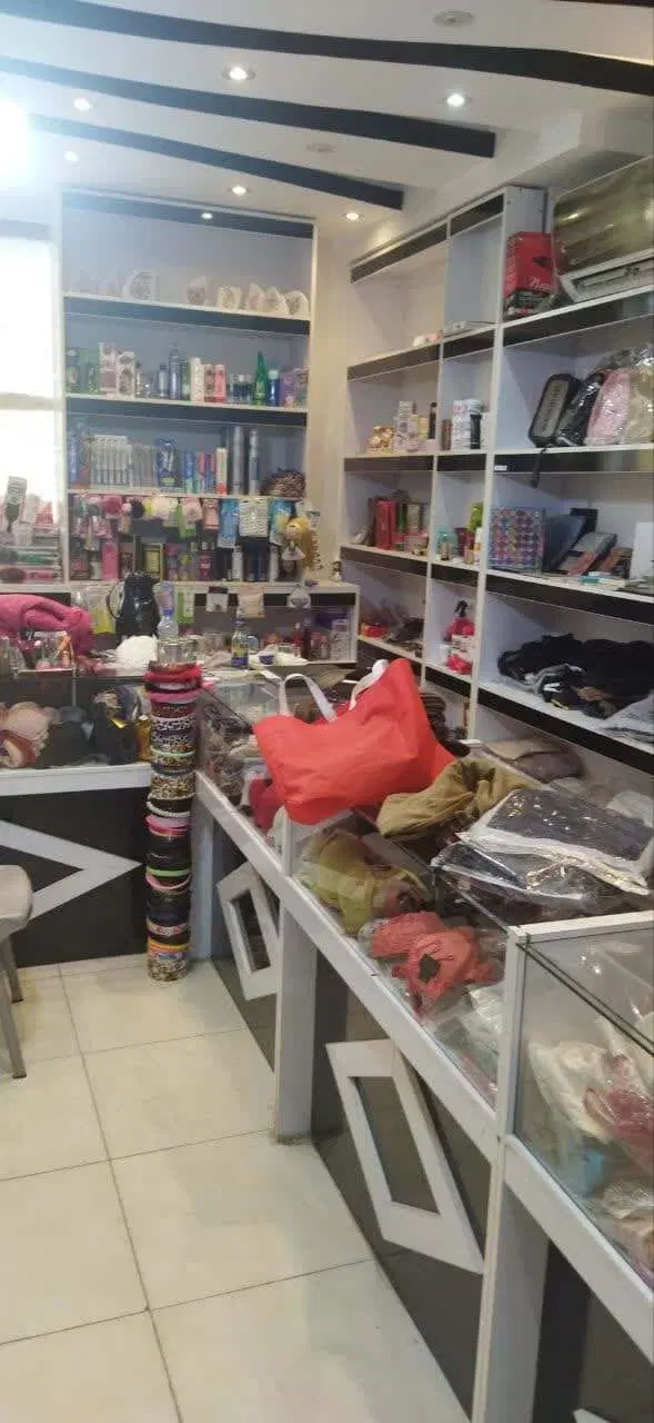 فروش مغازه با دکوراسیون