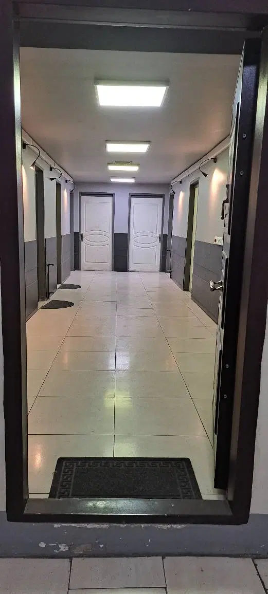 ۲۱۰ متر موقعیت اداری