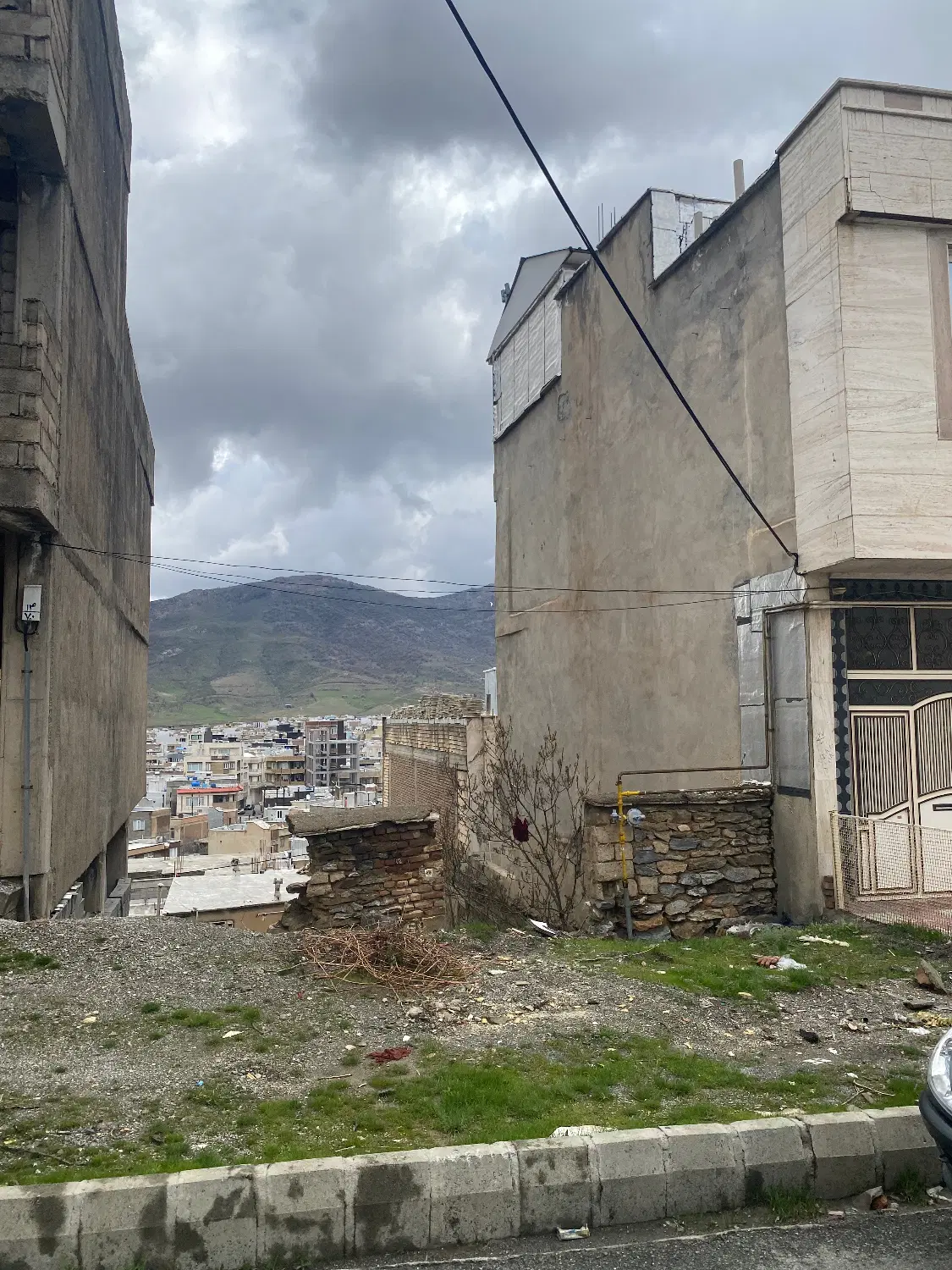 ملک تجاری مسکونی ۲ طرف باز روی خیابان