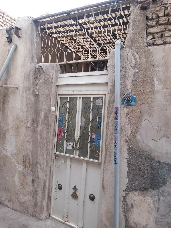 فروش خانه ویلایی کنار خیابون اصلی