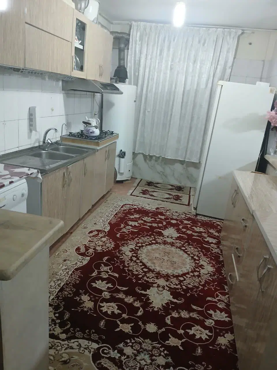 واحد ۶۳ متری واقع در خیابان ناصری