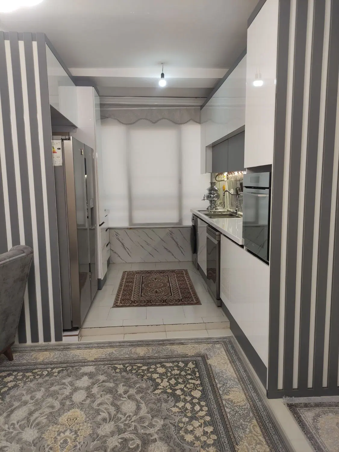 اپارتمان شیک غرق نور
