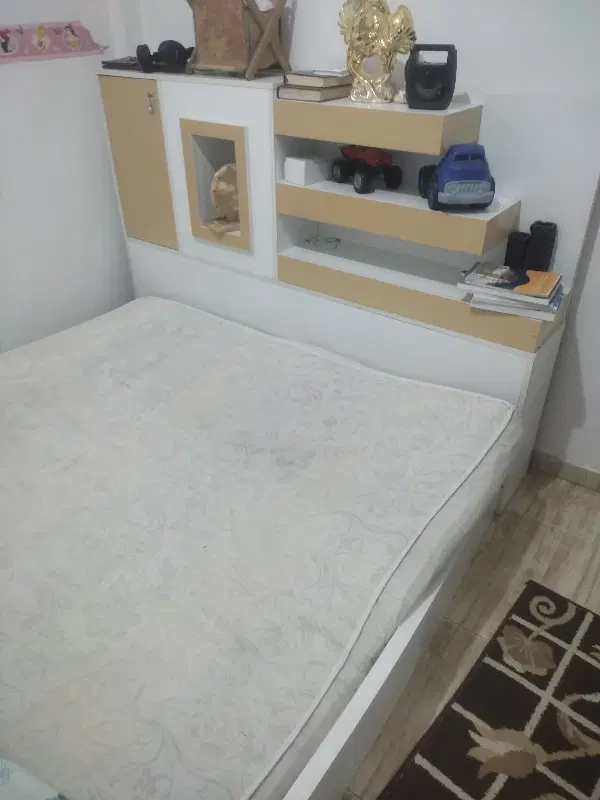 همخونه