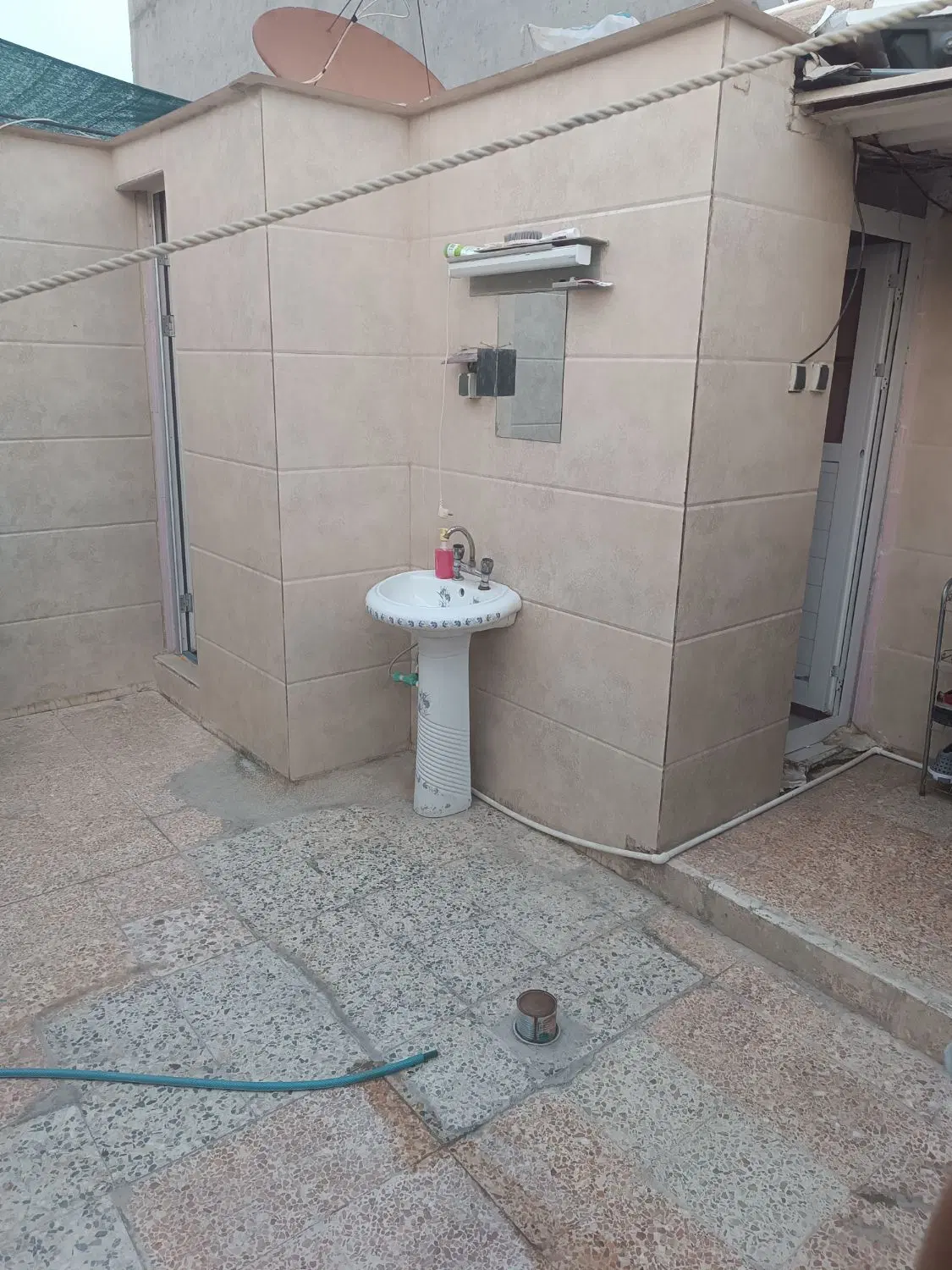 فروش ویلایی تک خواب 3خیابان معلم
