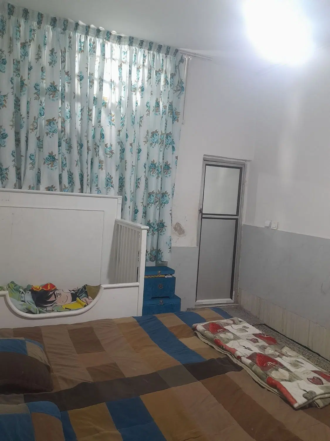 طبقه‌همکف۱خواب‌باحیاط‌بزرگ