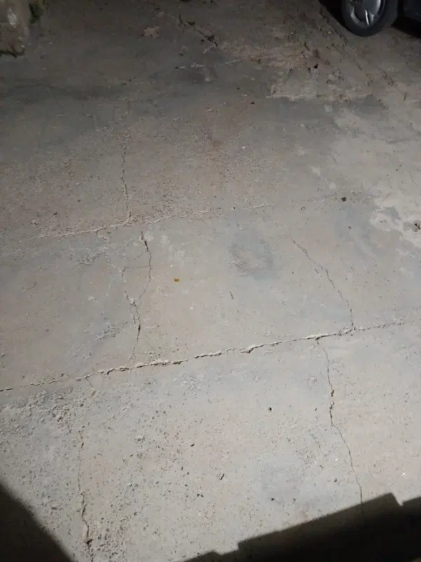 زمین مسکونی و تجاری