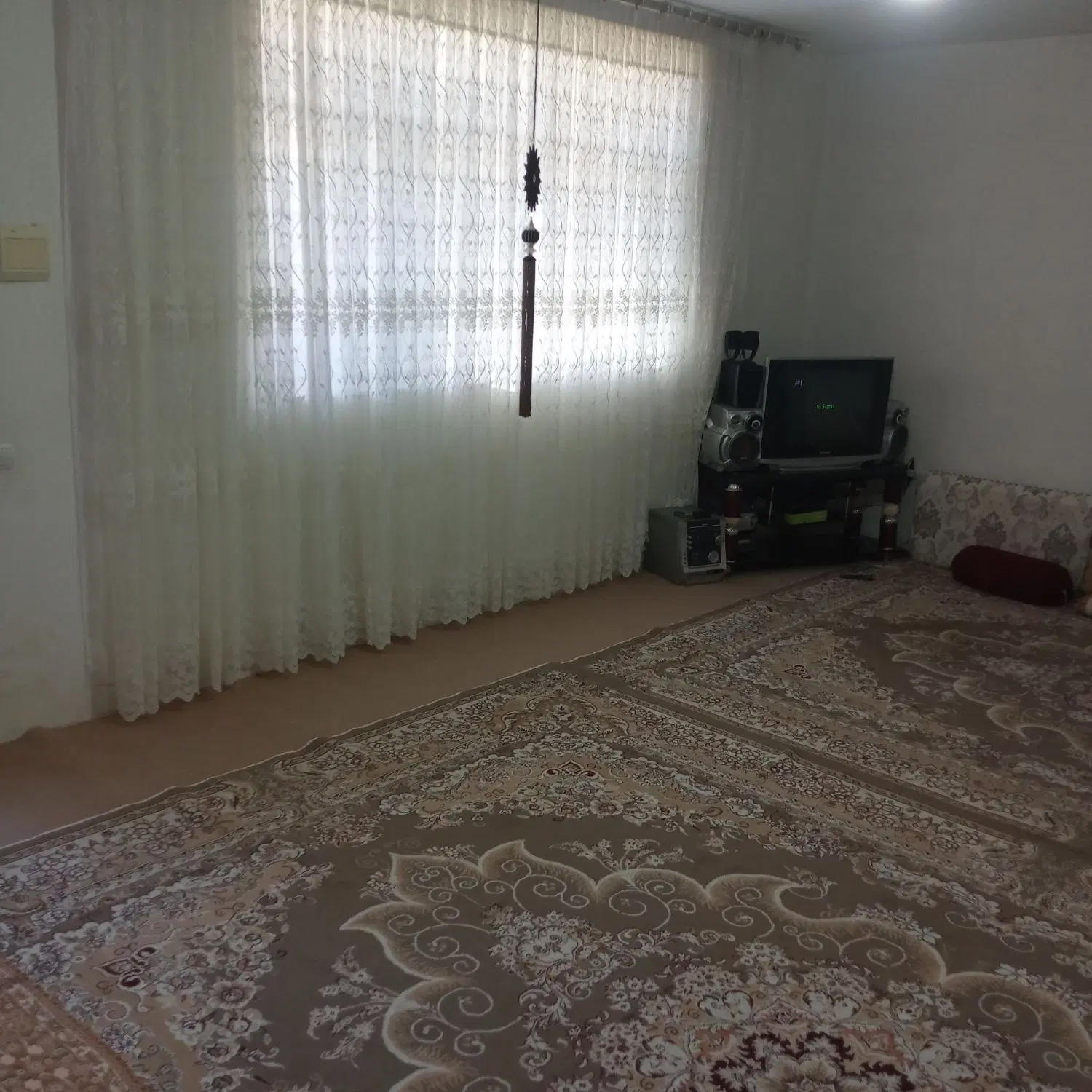 خانه دوطبقه در هانیوان