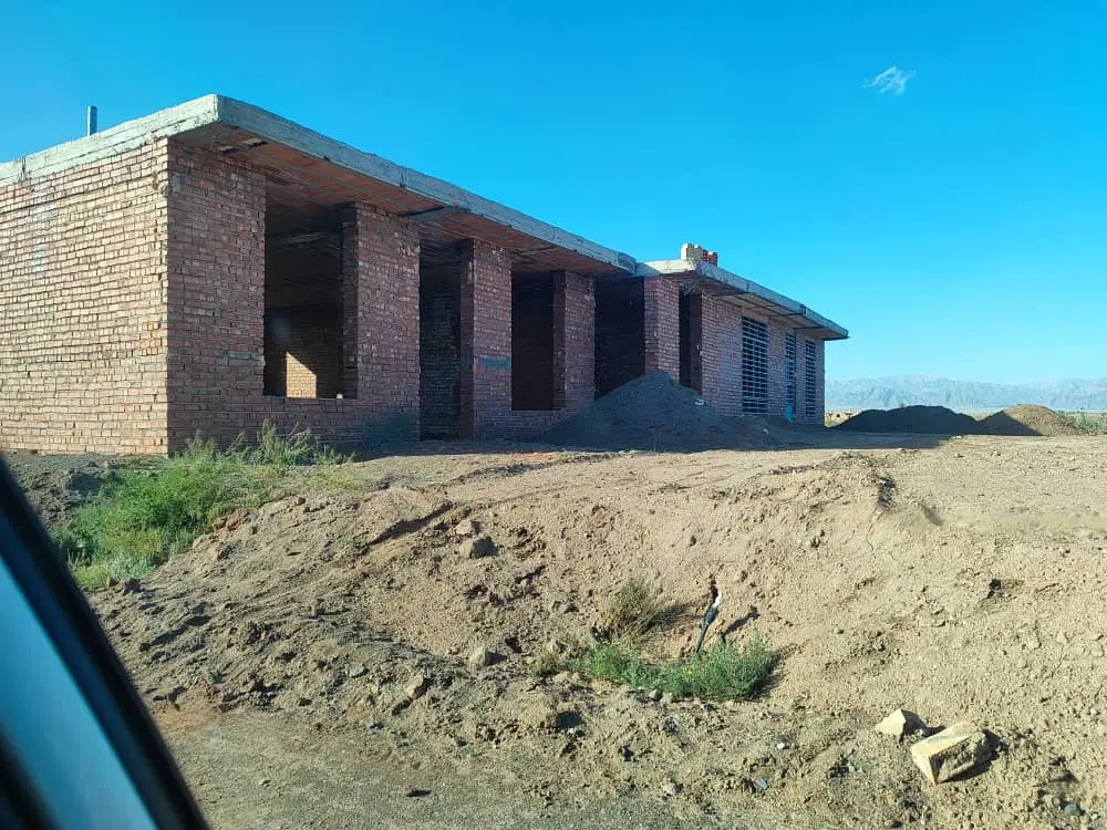 خانه نیم ساز در ملک اباد علیا