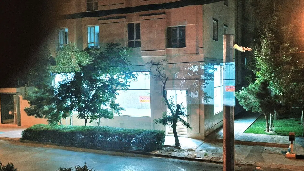 تجاری ستاری 110 متر