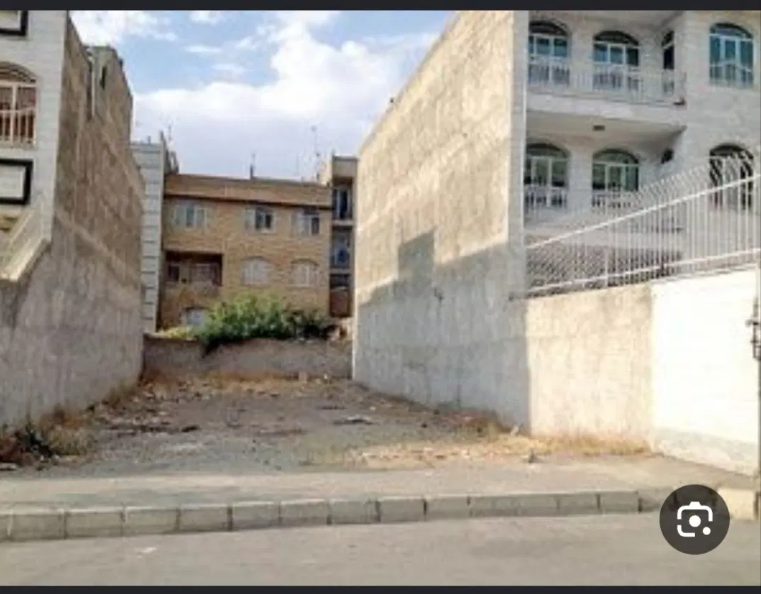 زمین وحیدیه بر خیابان کشوری