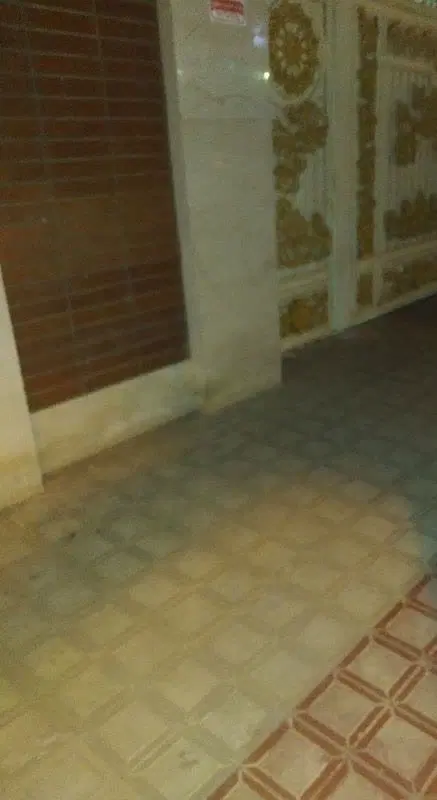 خیابان سیستان 60متری مناسب  مغازه .انبار