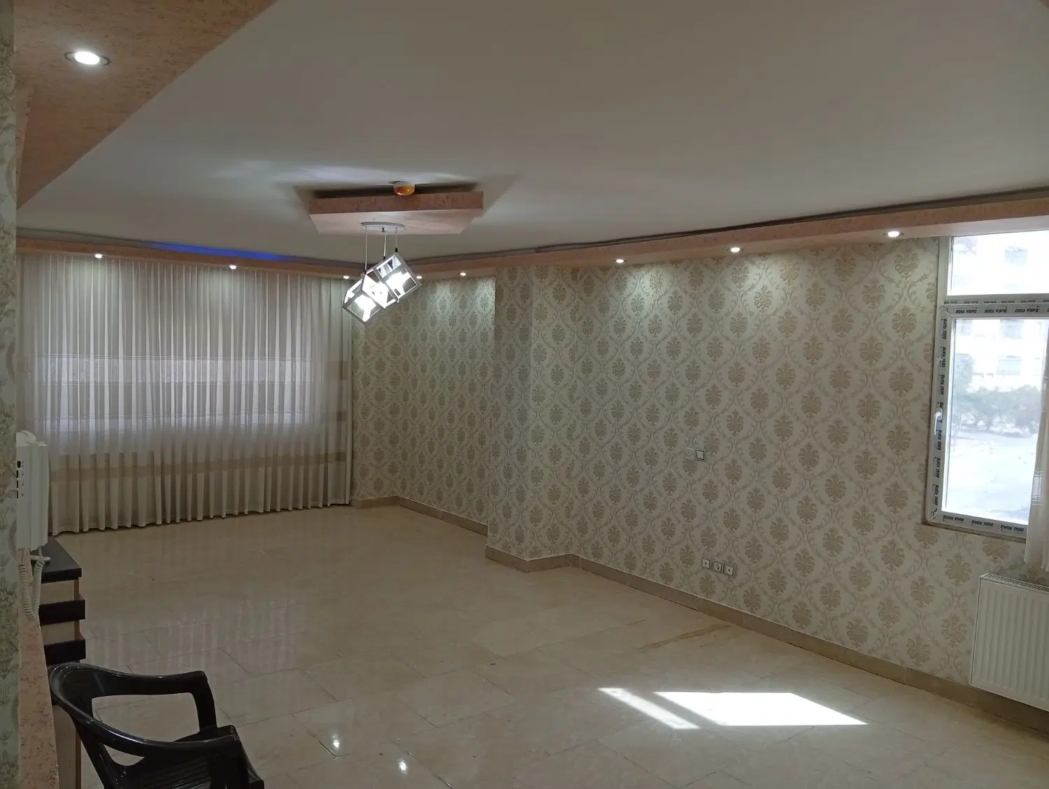 فروش خانه در قلب مسکن مهر توضیحات خوانده شود