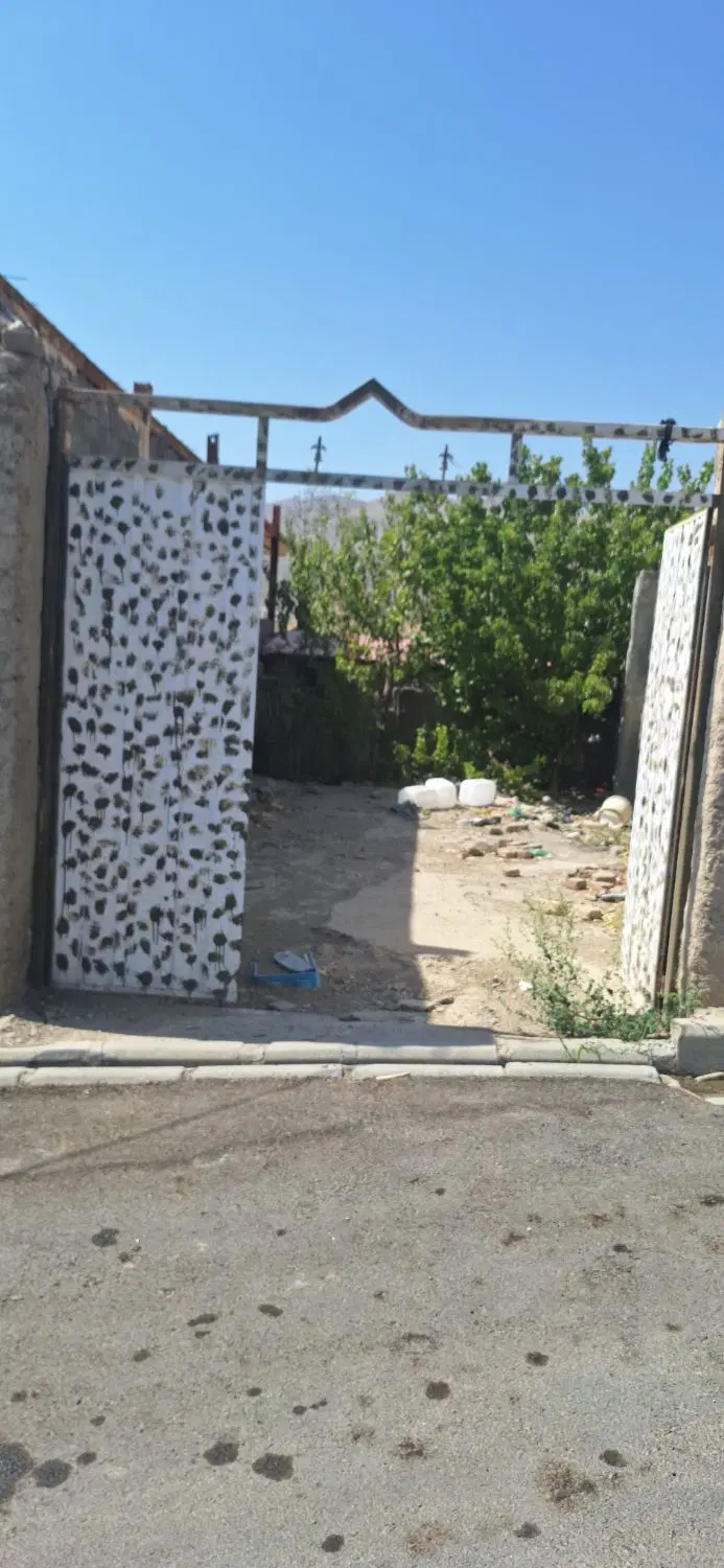 زمین مسکونی