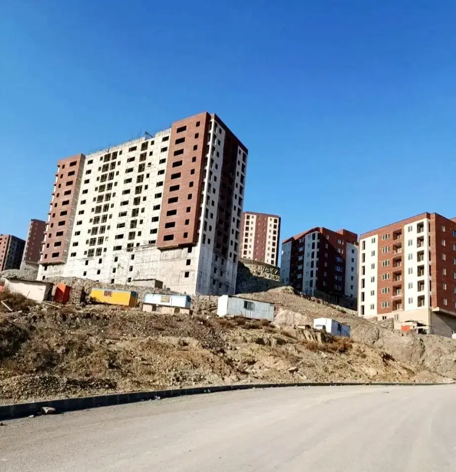 آریاشهر پردیس_ پارکینگ مسقف_دوخوابه_۱۰۵ متری