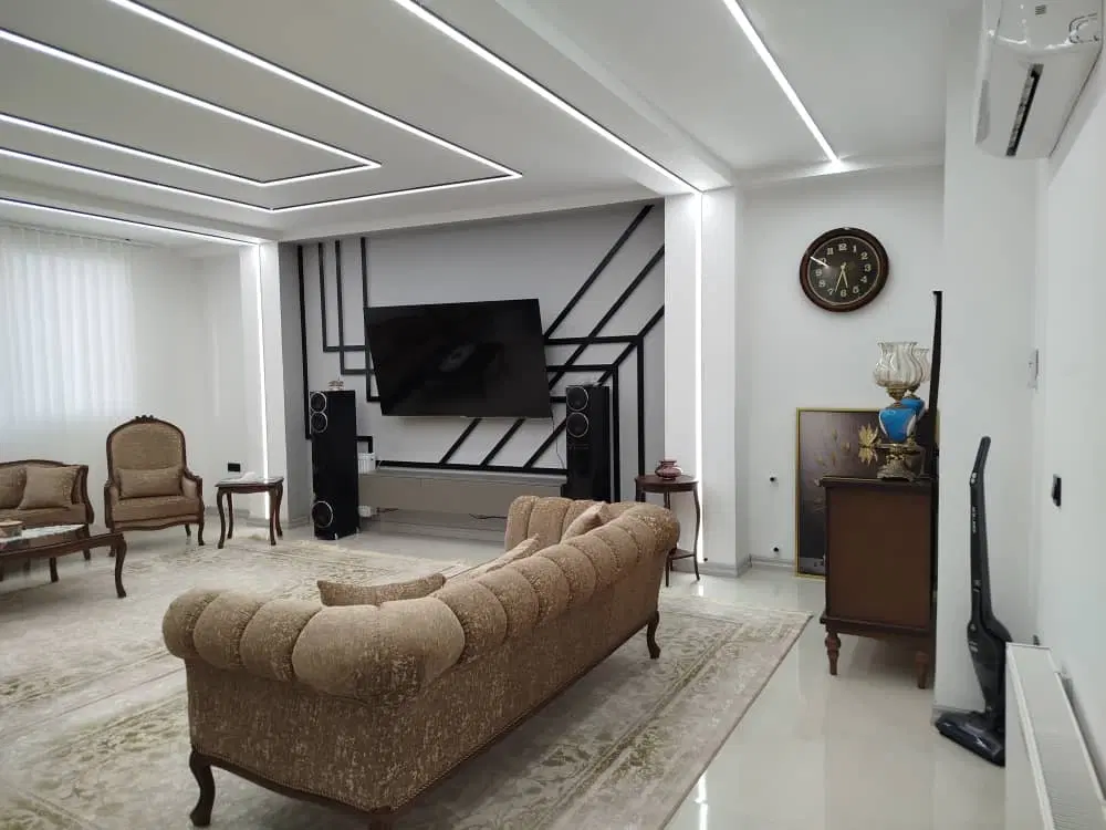 فروش دوخوابه آپارتمانی بلوار دانش