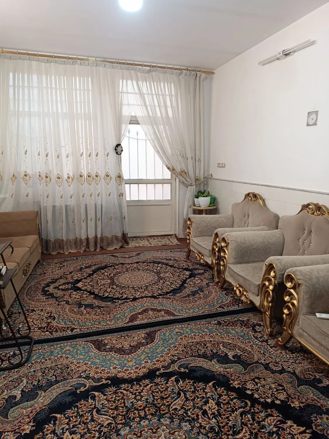 منزل ویلایی همکف تمیز اجاره