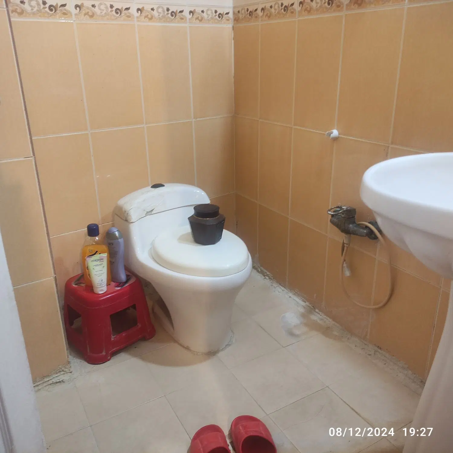 رهن کامل آپارتمان 103 متر در کوروش بلوار دانیال