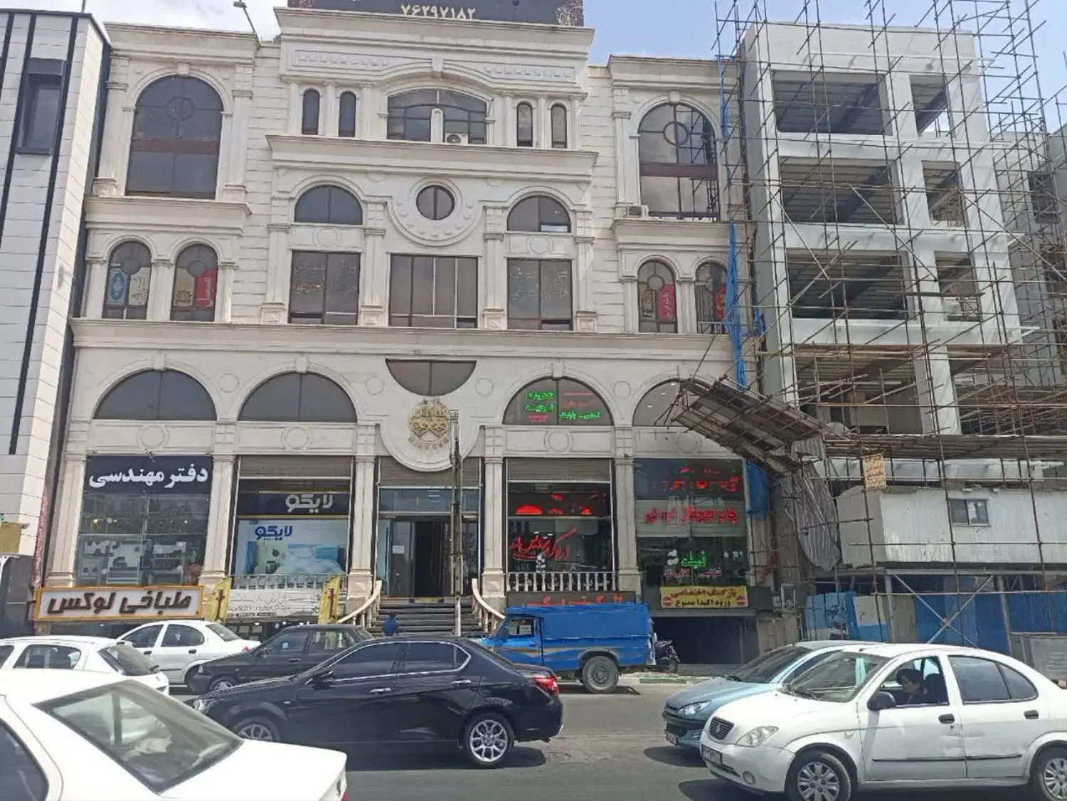 اجاره چند مغازه واقع در پاساژ نیایش پردیس