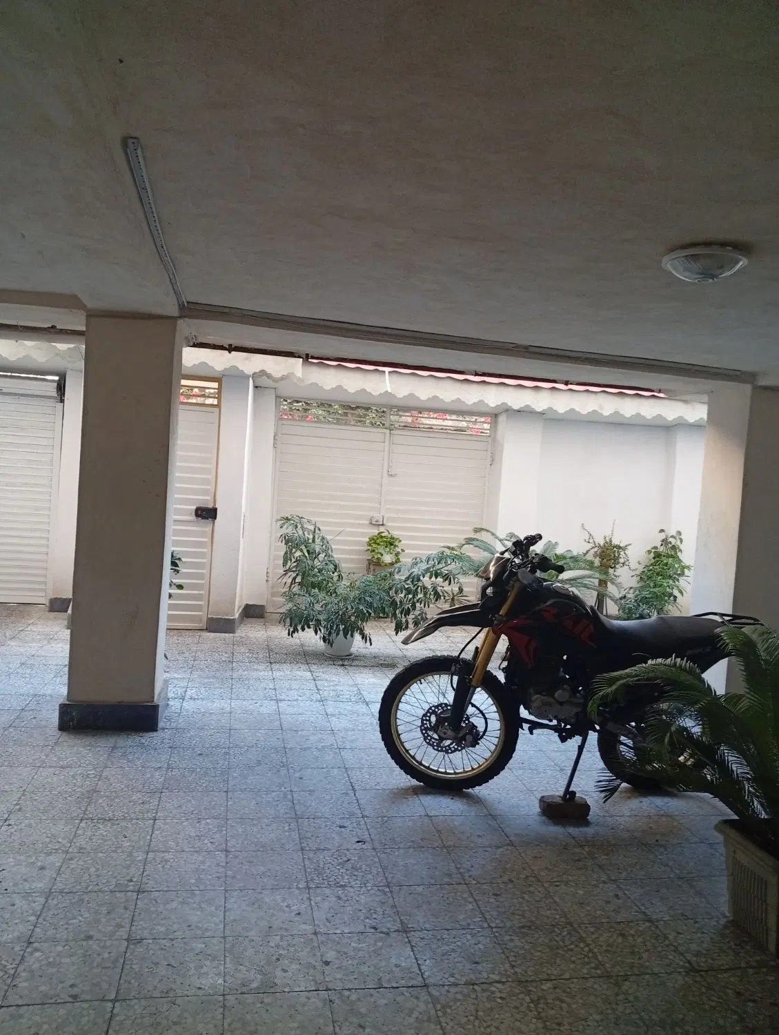 ۸۷ متر ، سند ، طبقه دوم