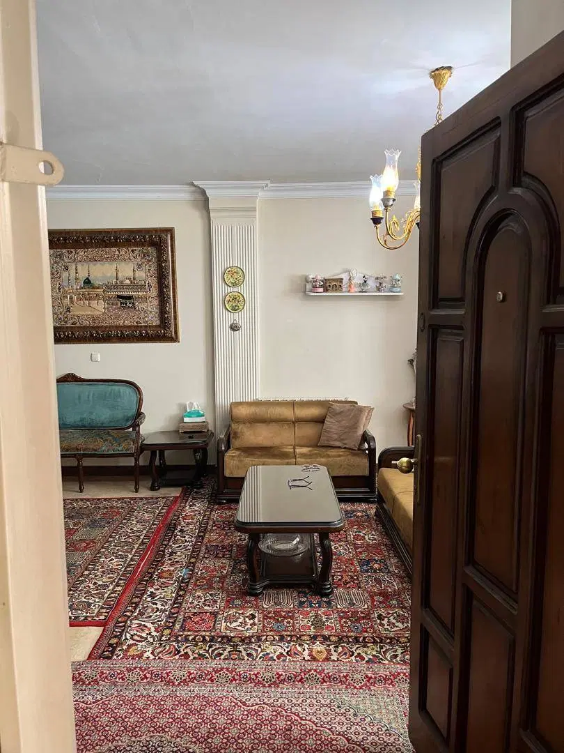 فروش یک دستگاه آپارتمان تک واحدی