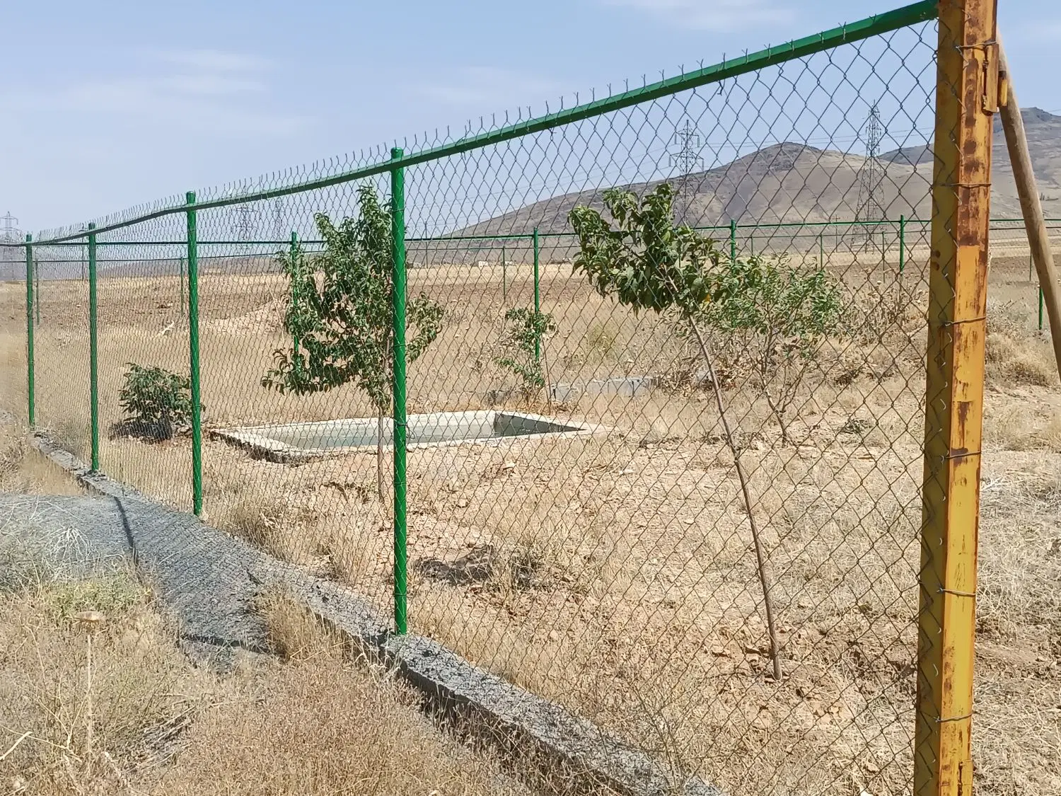 زمین باغ 700 متری