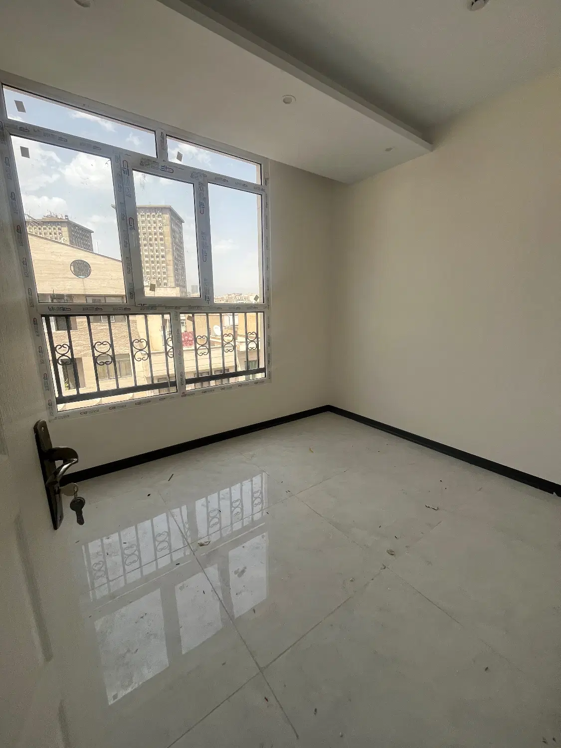 ۶۵متر۲خواب فول امکانات زوج یا خانم کارمند موجه
