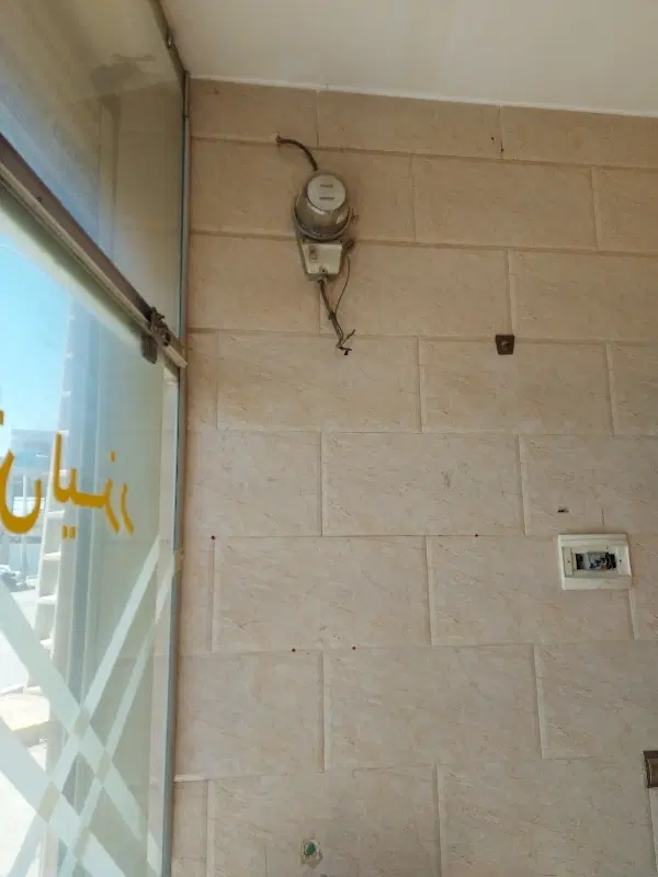 با سلام..یک باب مغازه تجاری به فروش میرسد