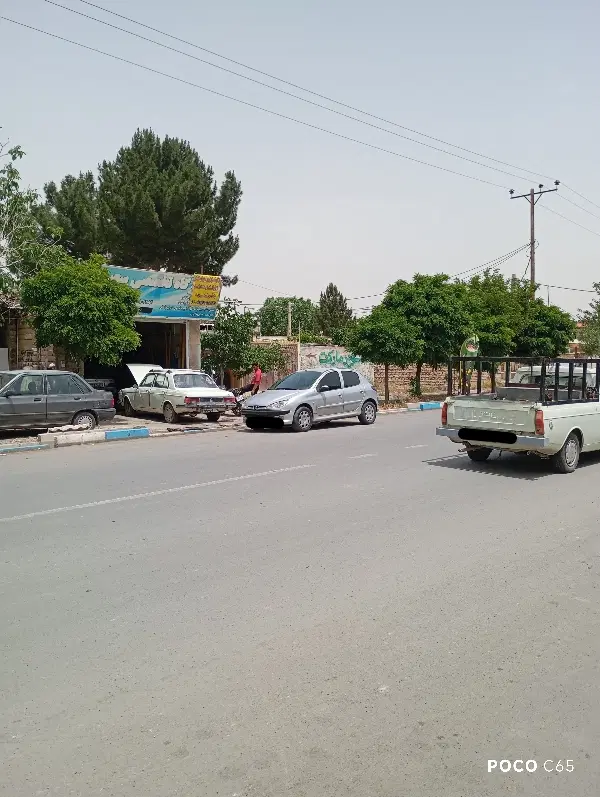 مغازه ۶۴ متری ( بحر خیابان اصلی )