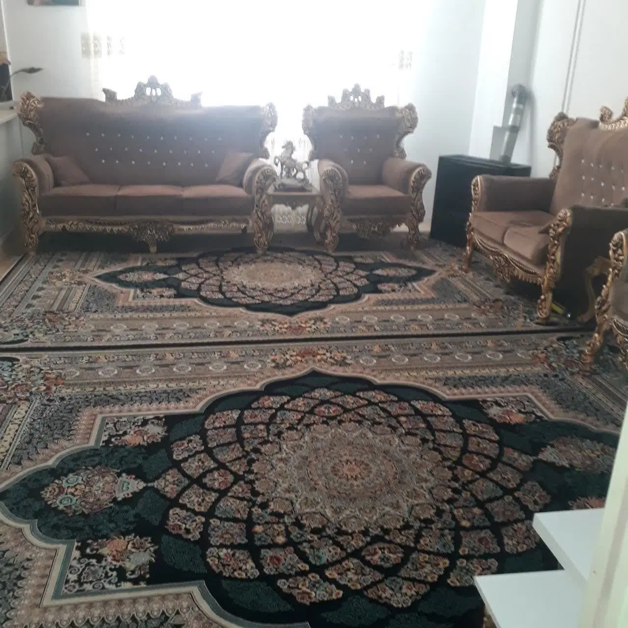 آپارتمان ۶۰ متری با پارکینگ و انباری