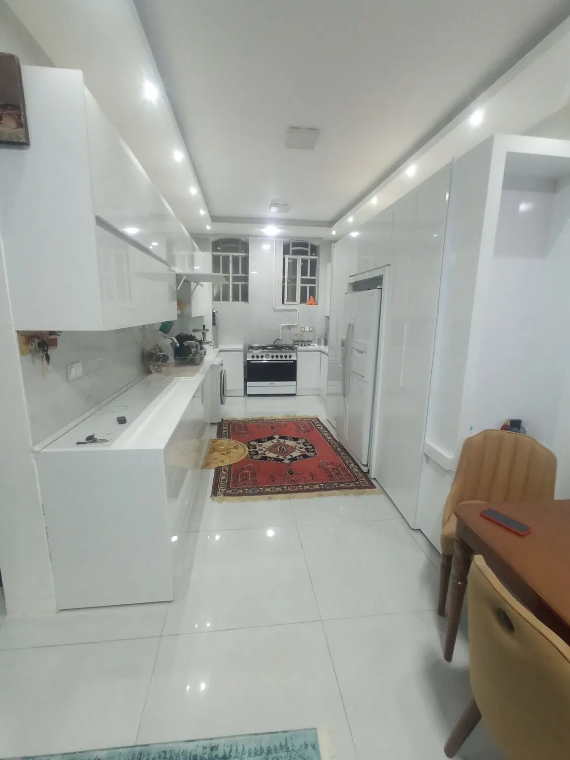 دو طبقه فروشی هجرت