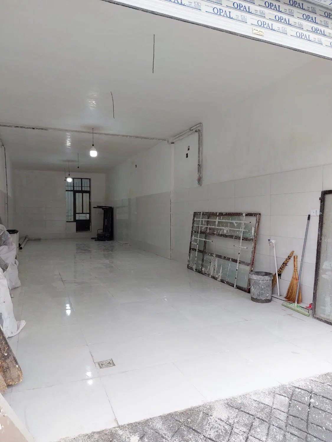 اجاره مغازه ۶۰ متری