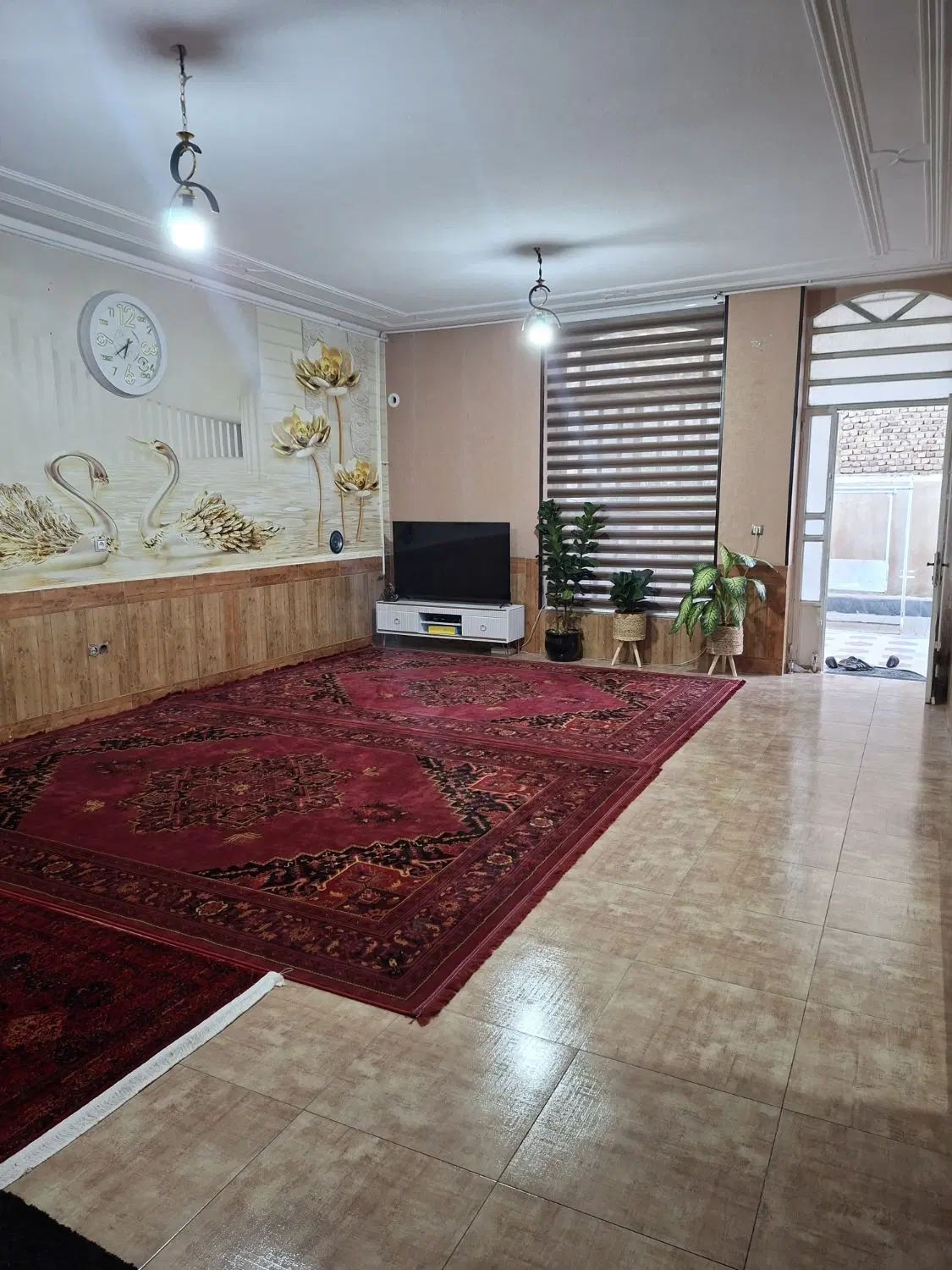 ویلایی ۲ طبقه