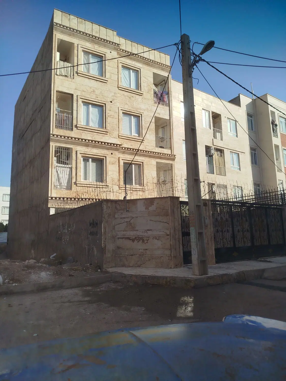 خانه در شهر ک دانش سال ساخت 1404تک