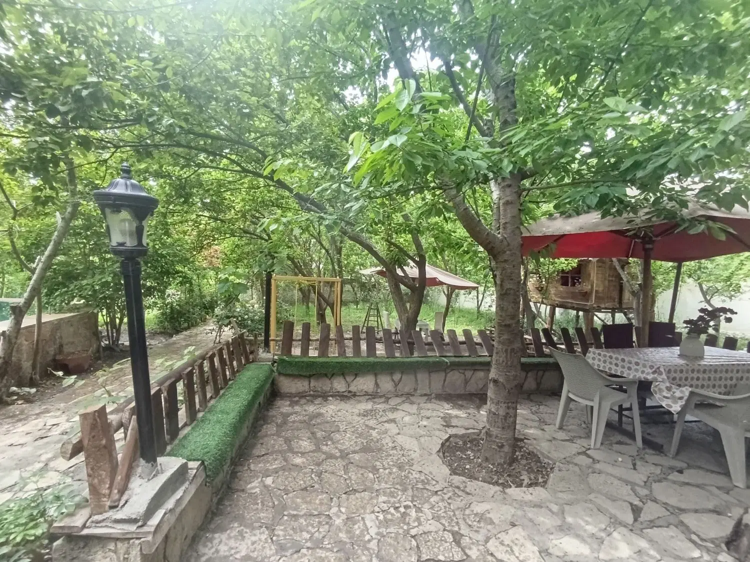 زمین کشمیری رسالت مهرگان