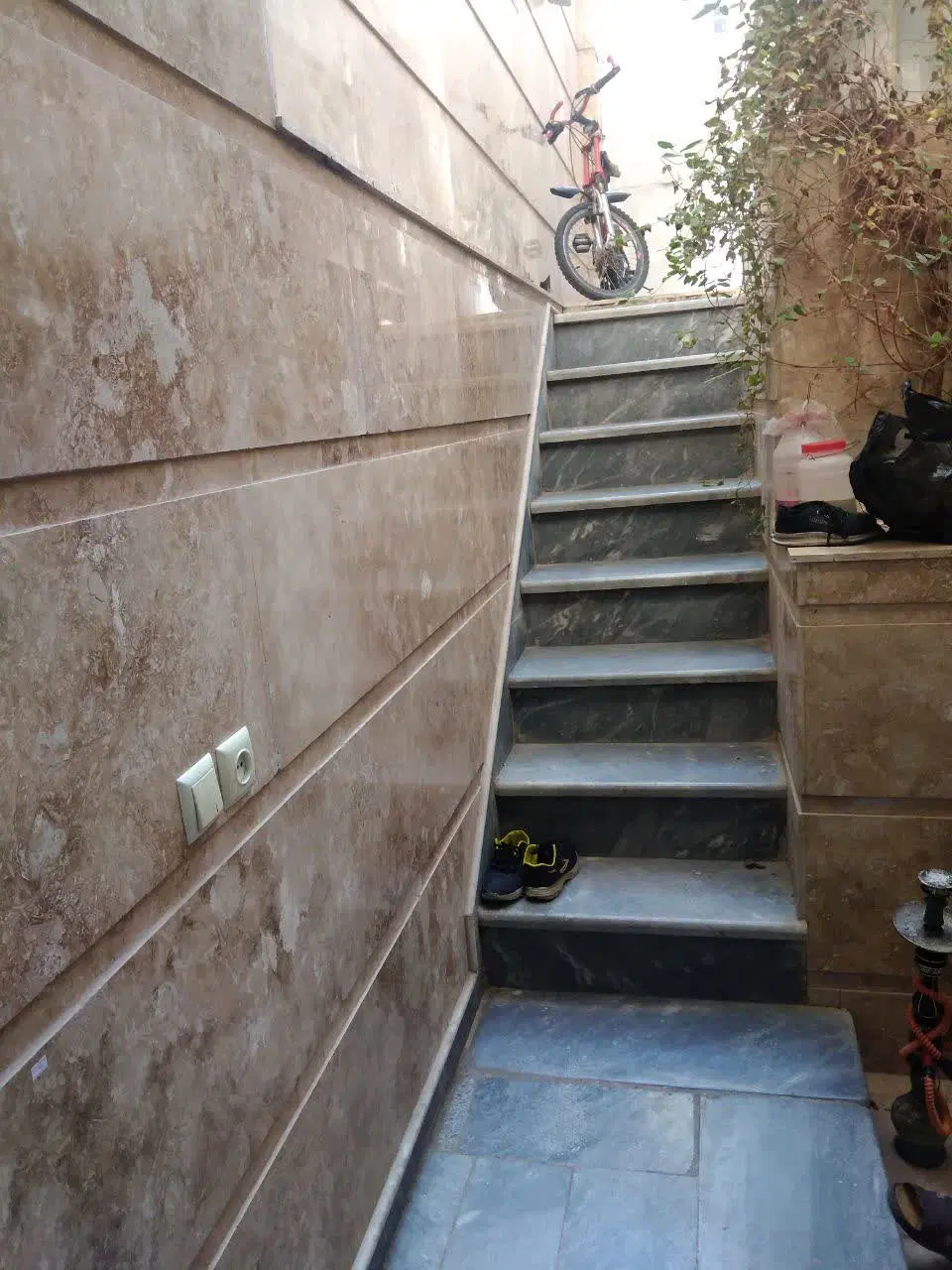 زیر زمین اجاره ای آزادگان تک خواب