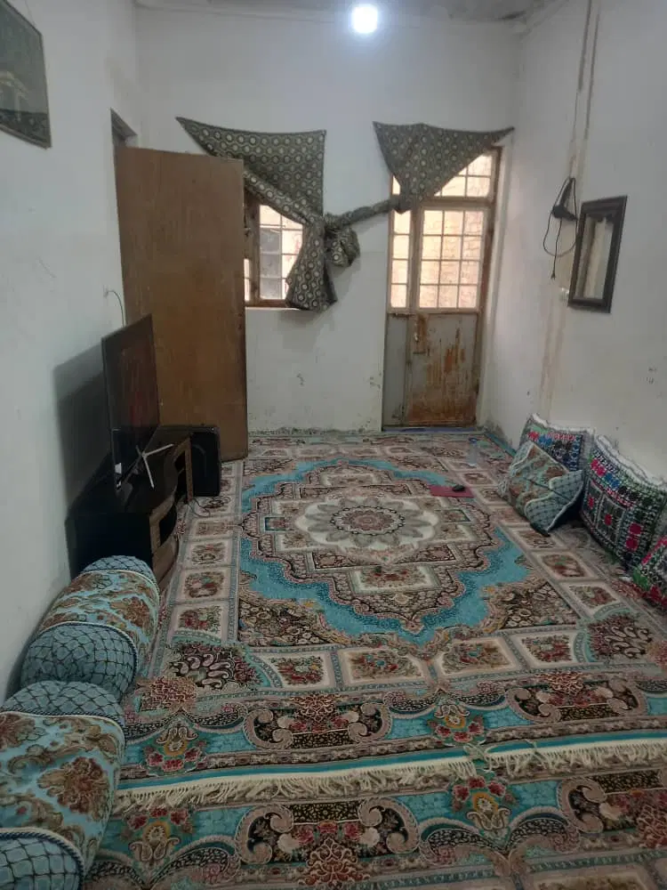 پیربخش 9 باقری رو به روی چمن