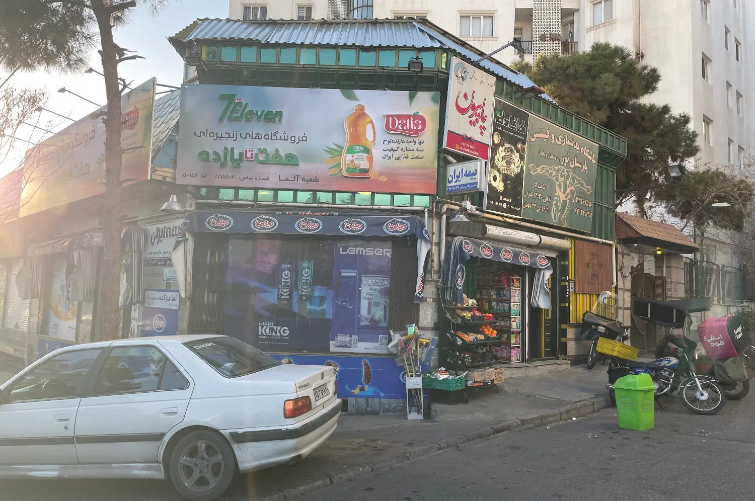 ۱۶ متر تجاری
