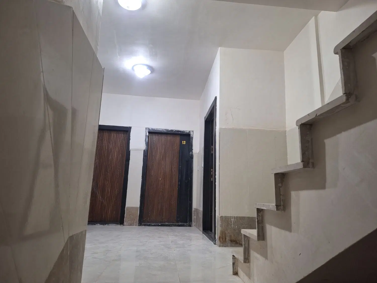 آپارتمان نوساز خرمدشت آماده