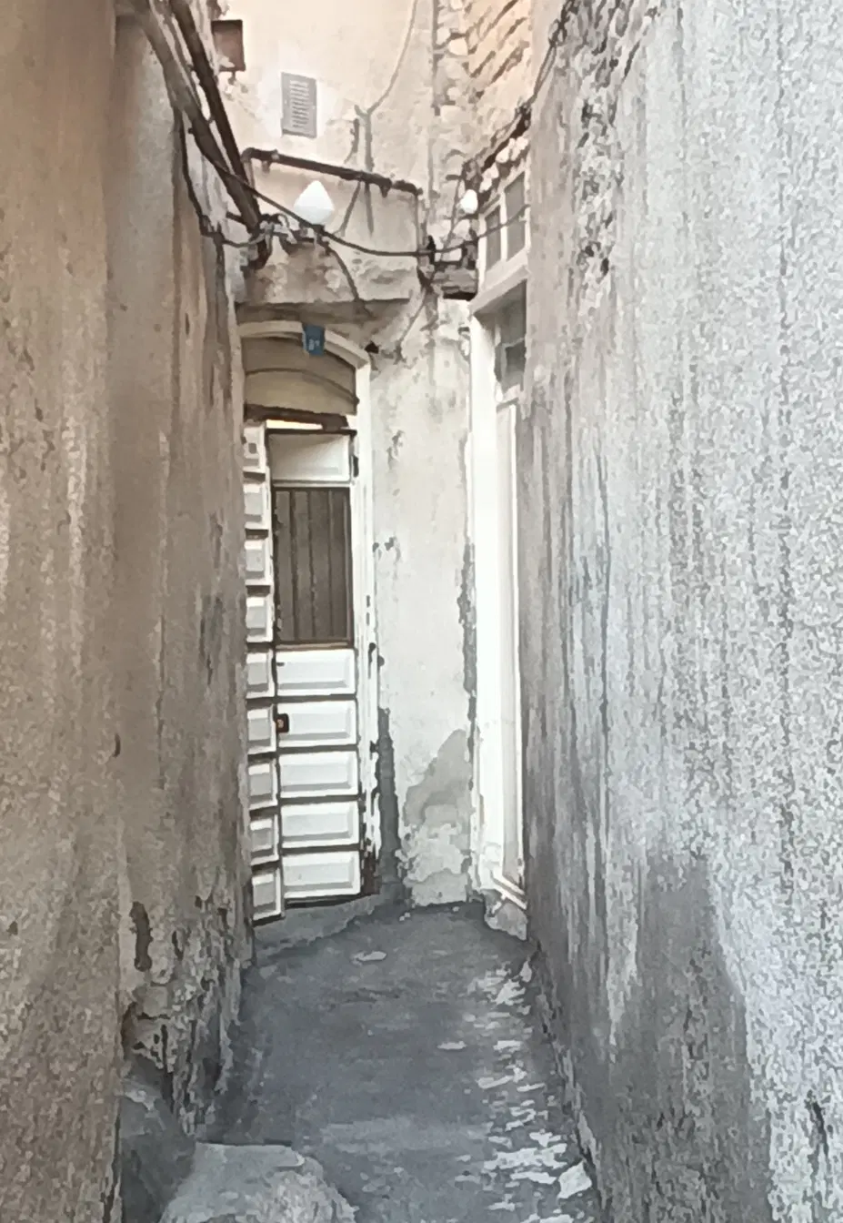 خانه دوطبقه  70متری قطعه عقب