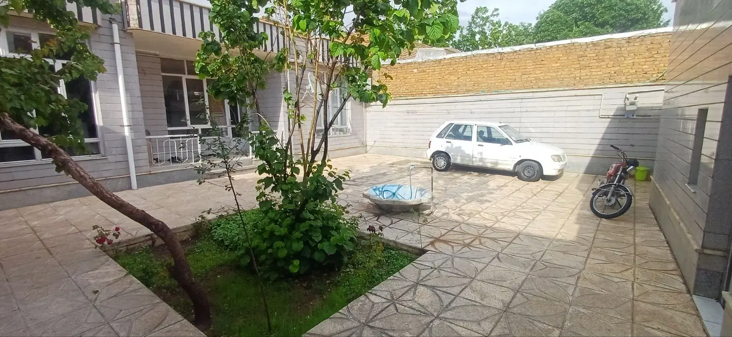 خانه ویلایی ۲۶۰ متری در آغ زمی مرند