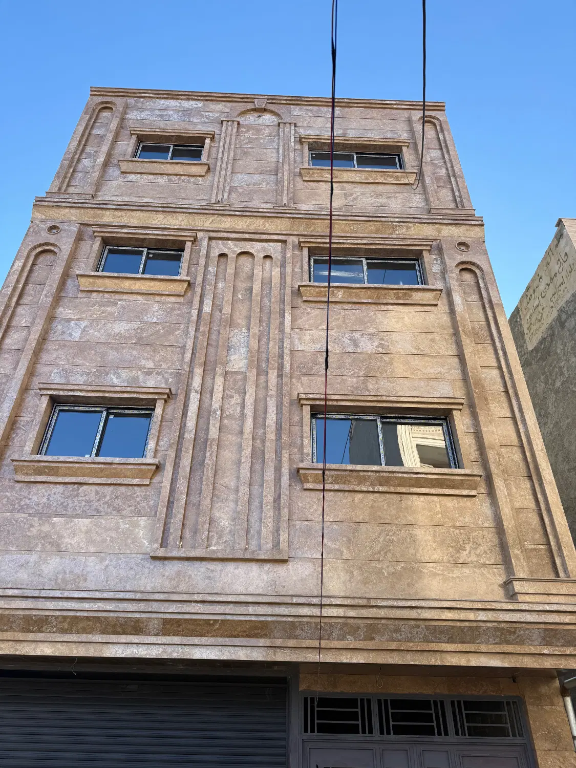فروش یک واحد اپارتمان