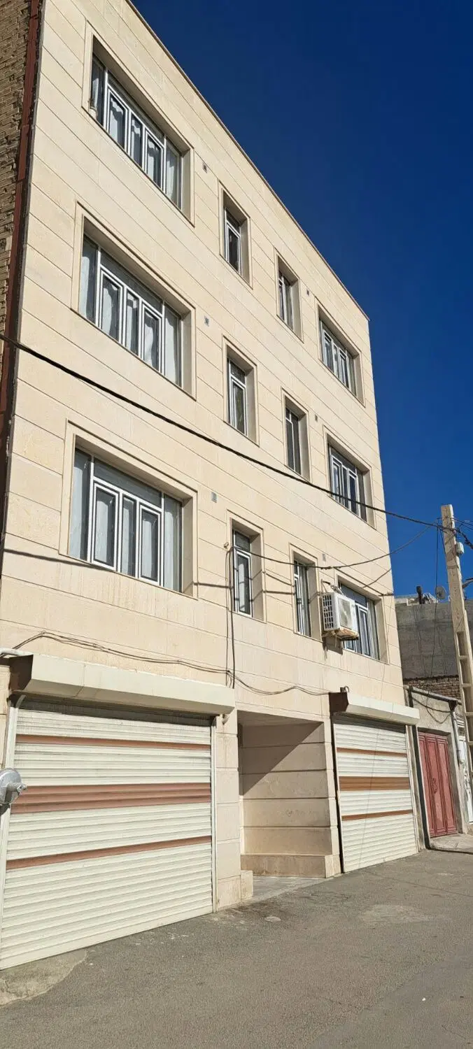 واحد ۸۳ مترس شریف آباد
