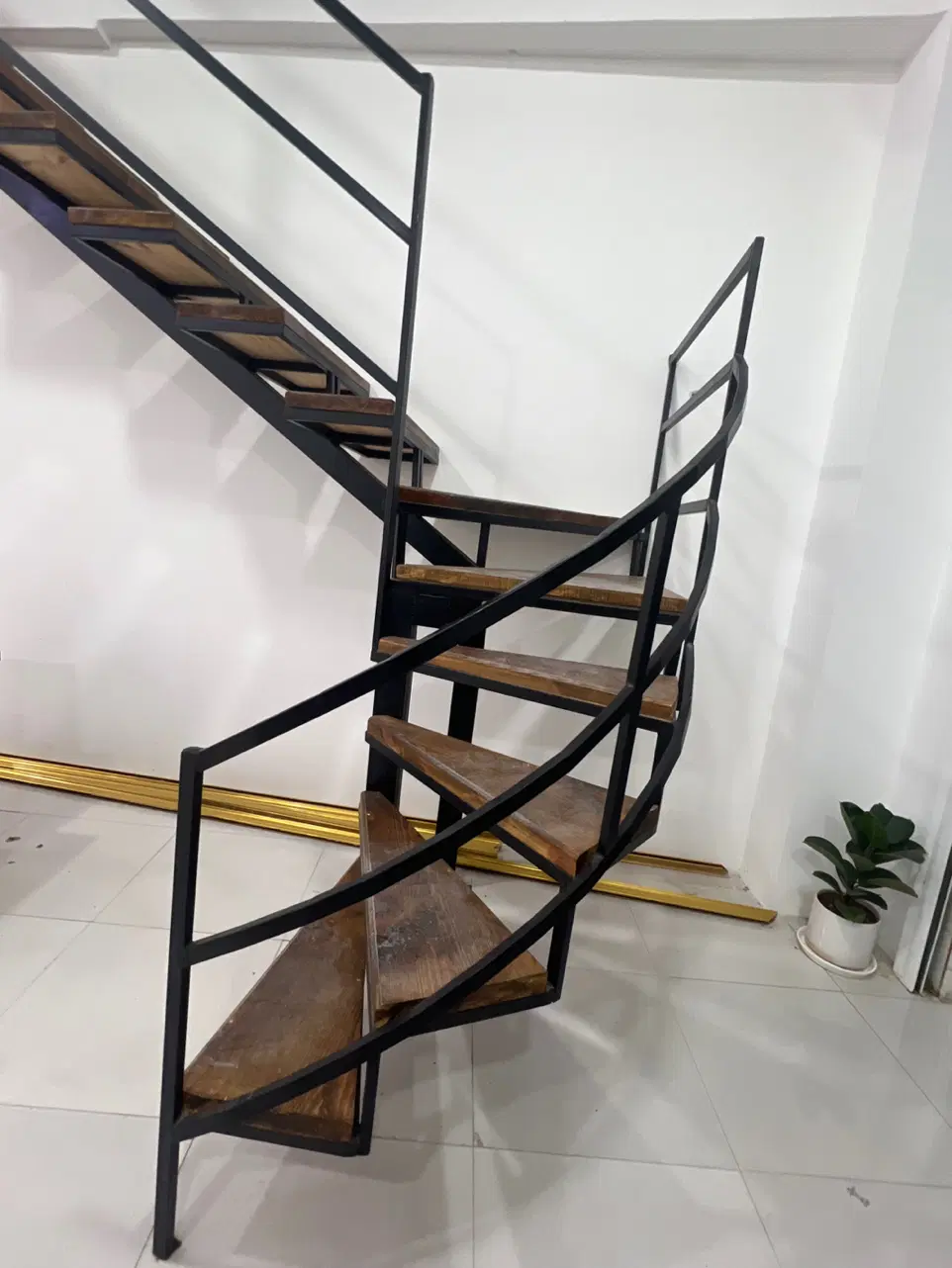 آپارتمان ۲۱۰ متر دوبلکس ۴ خوابه_تکواحدی_بهشت بندر