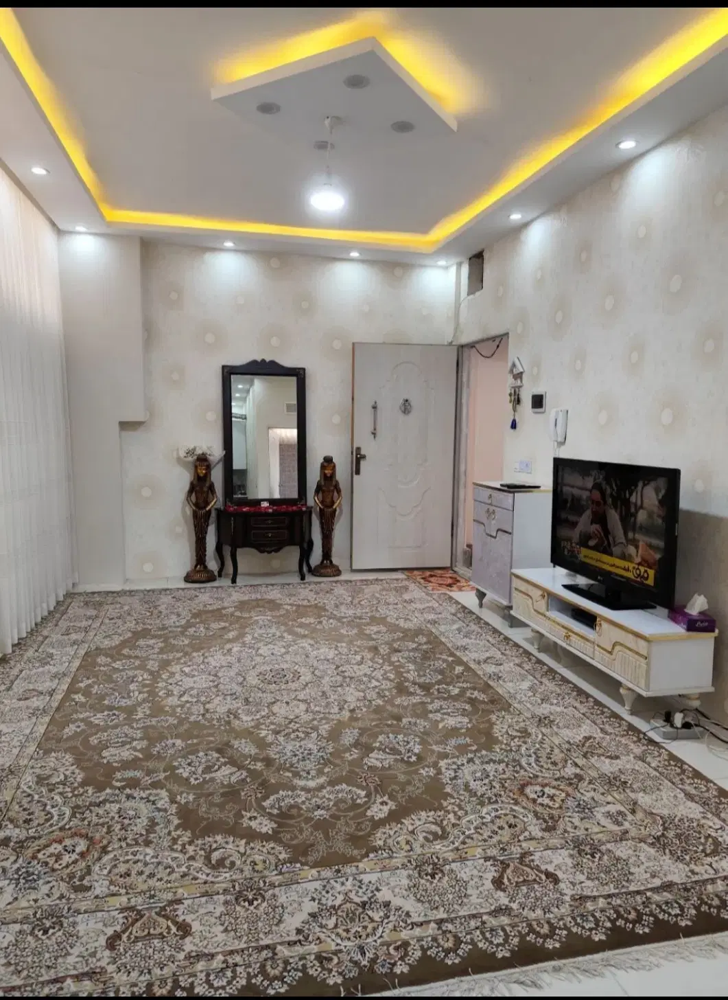 حاشیه آزاده 32