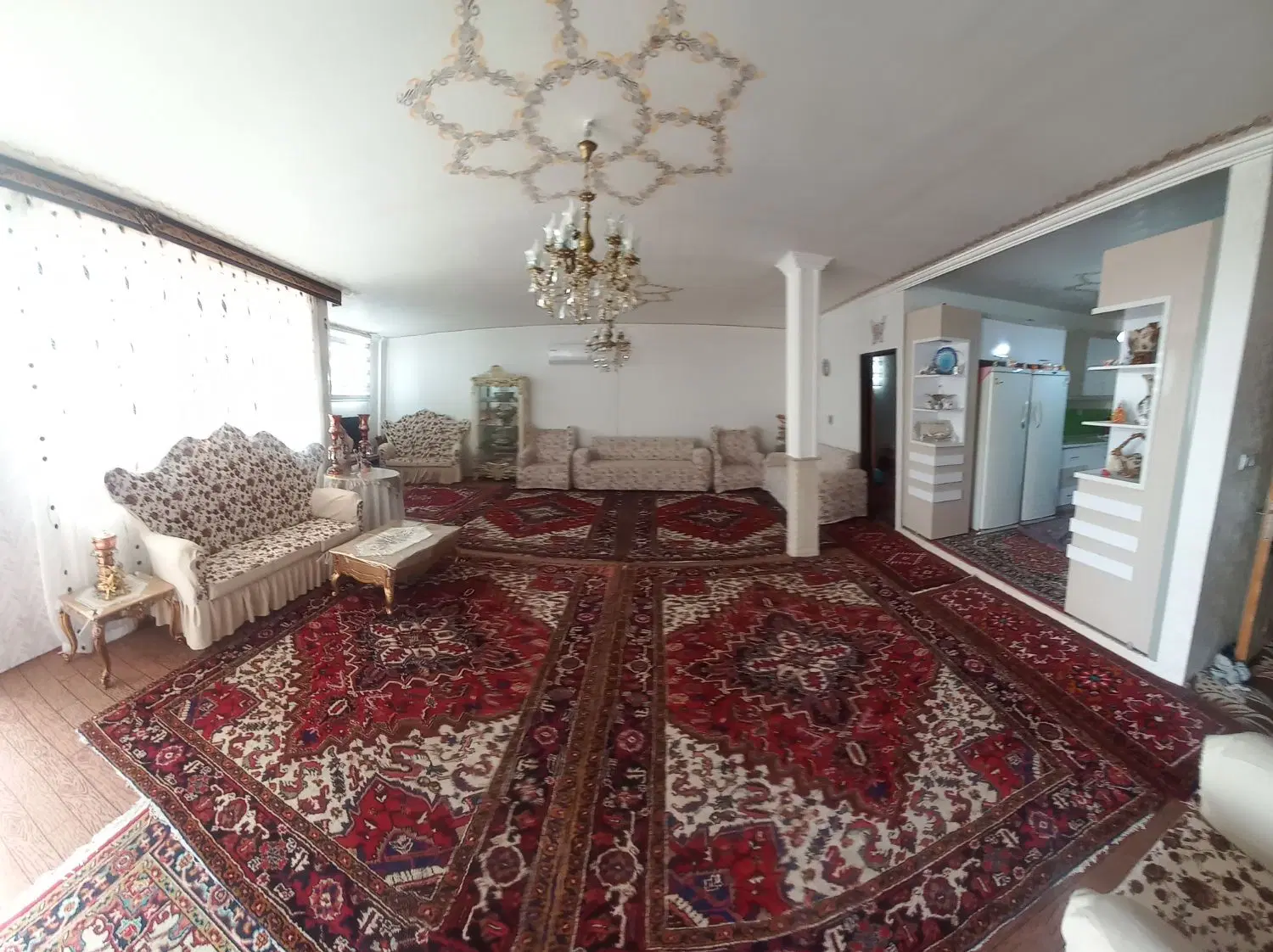 آپارتمان عباسی