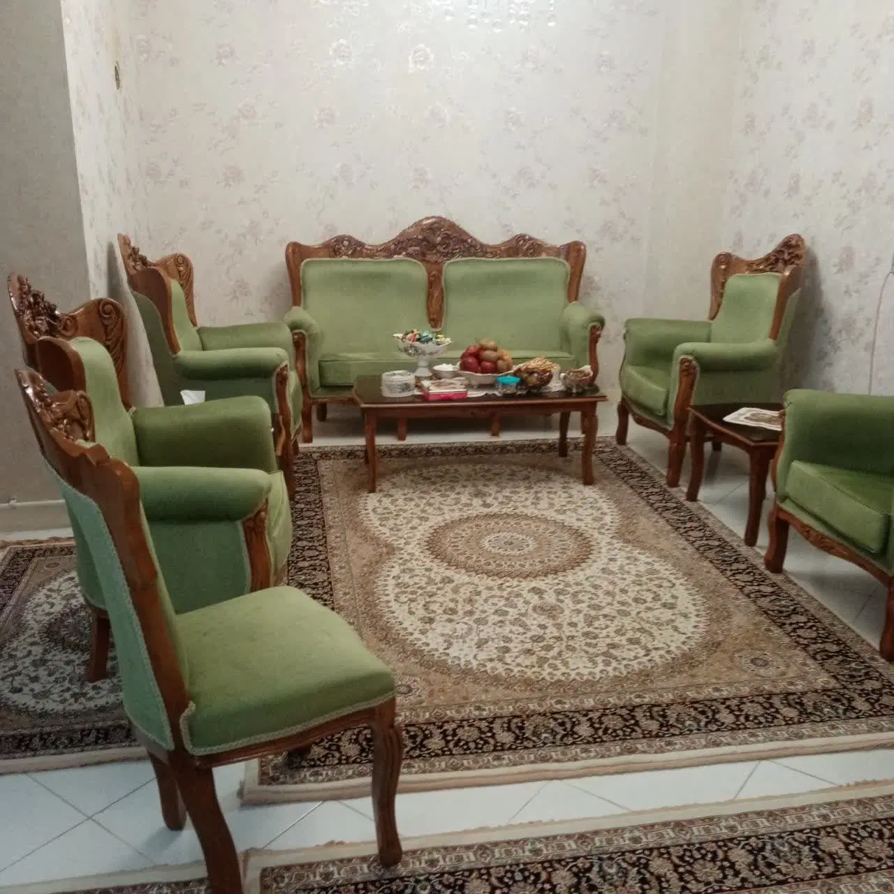 آپارتمان ۹۰ متری خیابان قلم ( بین ۱۴ و ۱۵ غربی )